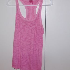 pink tank top